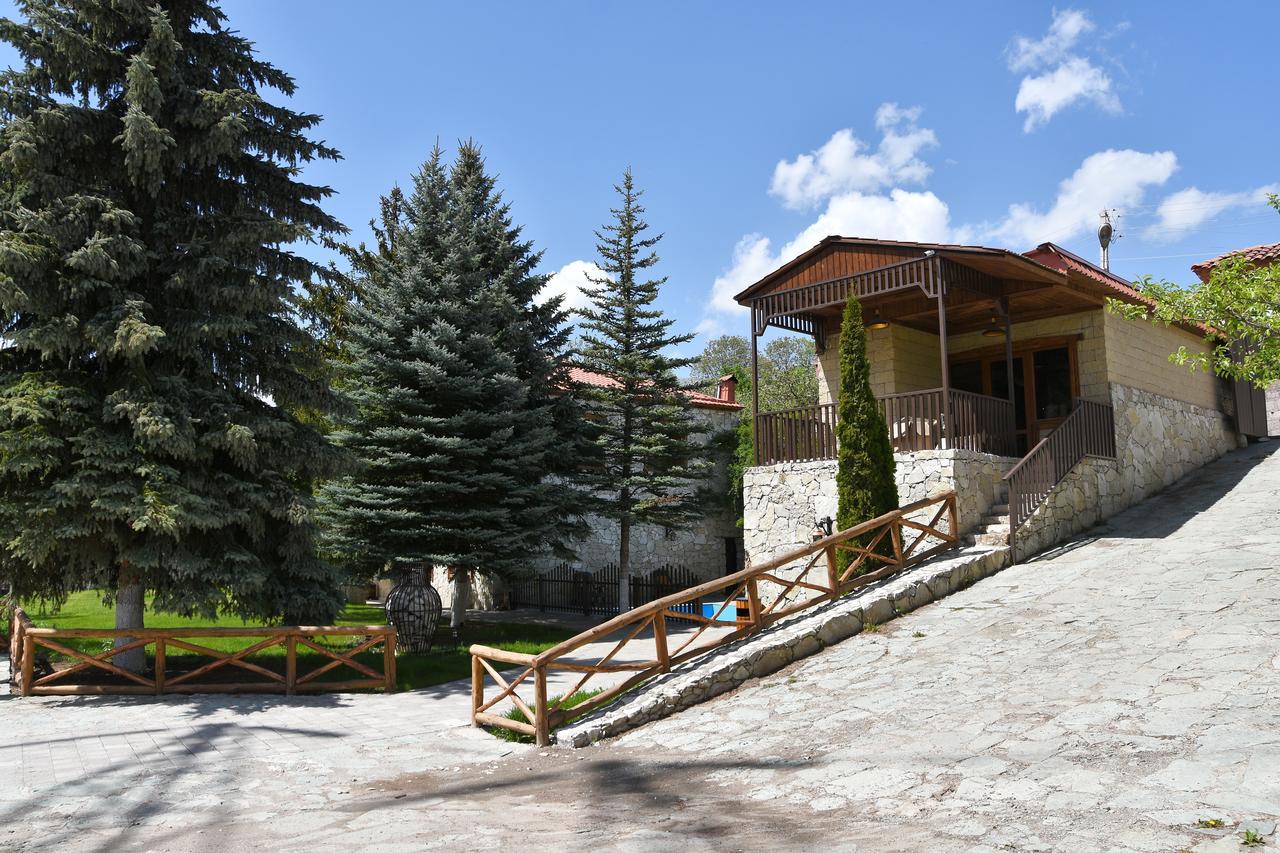 Kirovi Tun Hotel Dilijan Exterior photo
