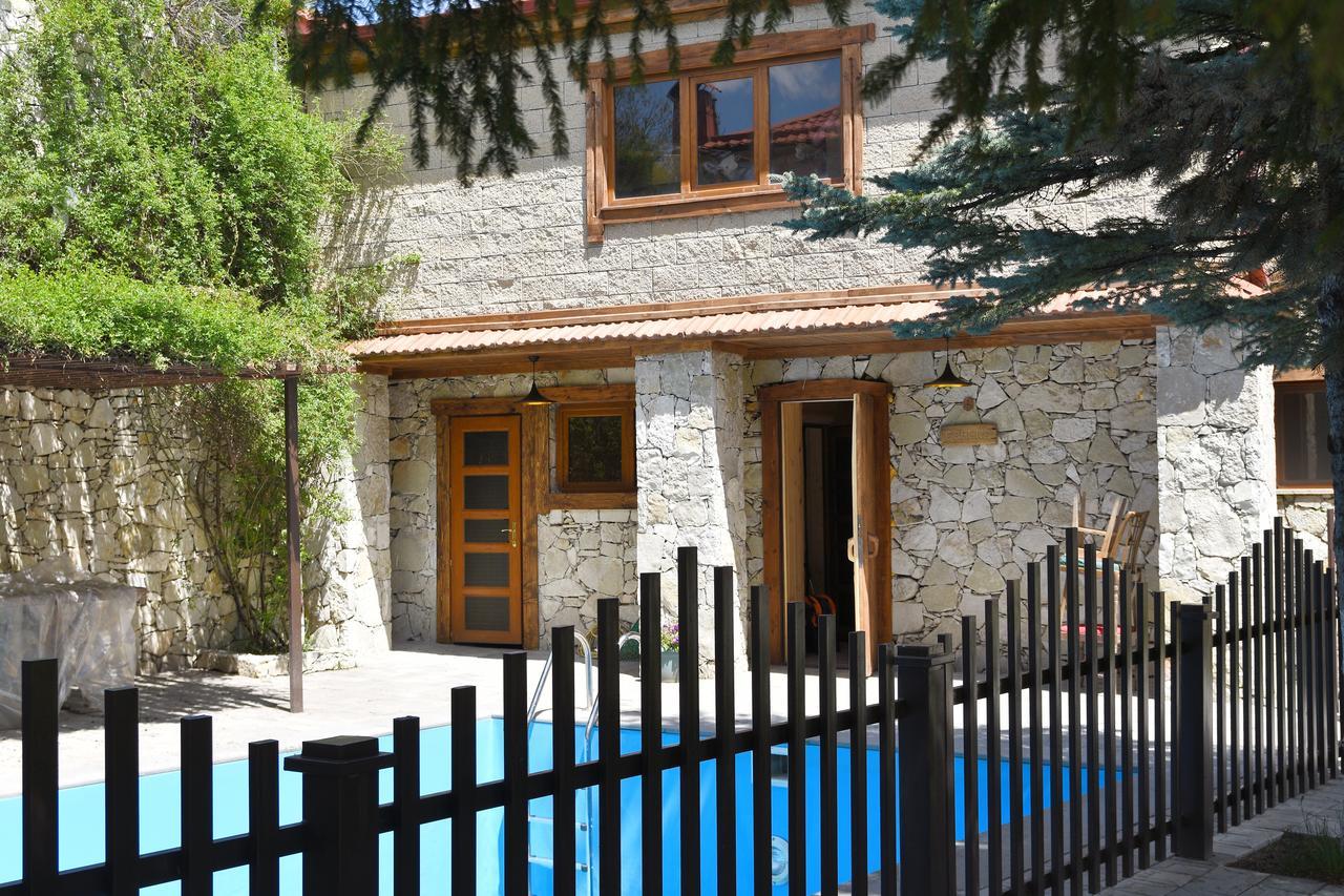 Kirovi Tun Hotel Dilijan Exterior photo